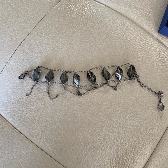 Elegant Swarovski Crystal Bracelet - Picture 4 of 5